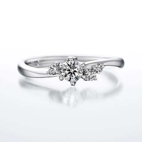 https://diamond-shiraishi.hk/engagementring求婚戒指/smilingsuzuran/